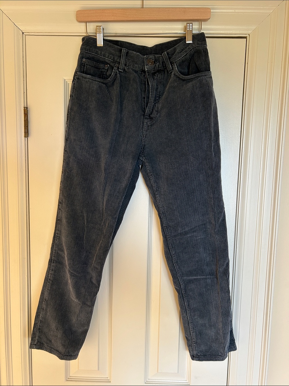 straight corduroy ‘Urban Outfitters’ pants, 28x28, navy/greyish